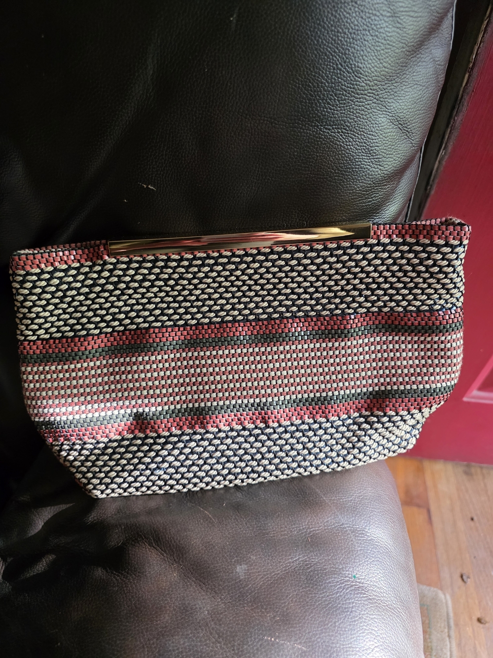 Stella And Dot Brand Woven Straw-Style Pink and Natural Clutch with Gold Trim